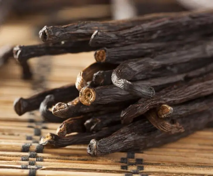 What is Vanilla and Why is it so Expensive? The Spicy Trio